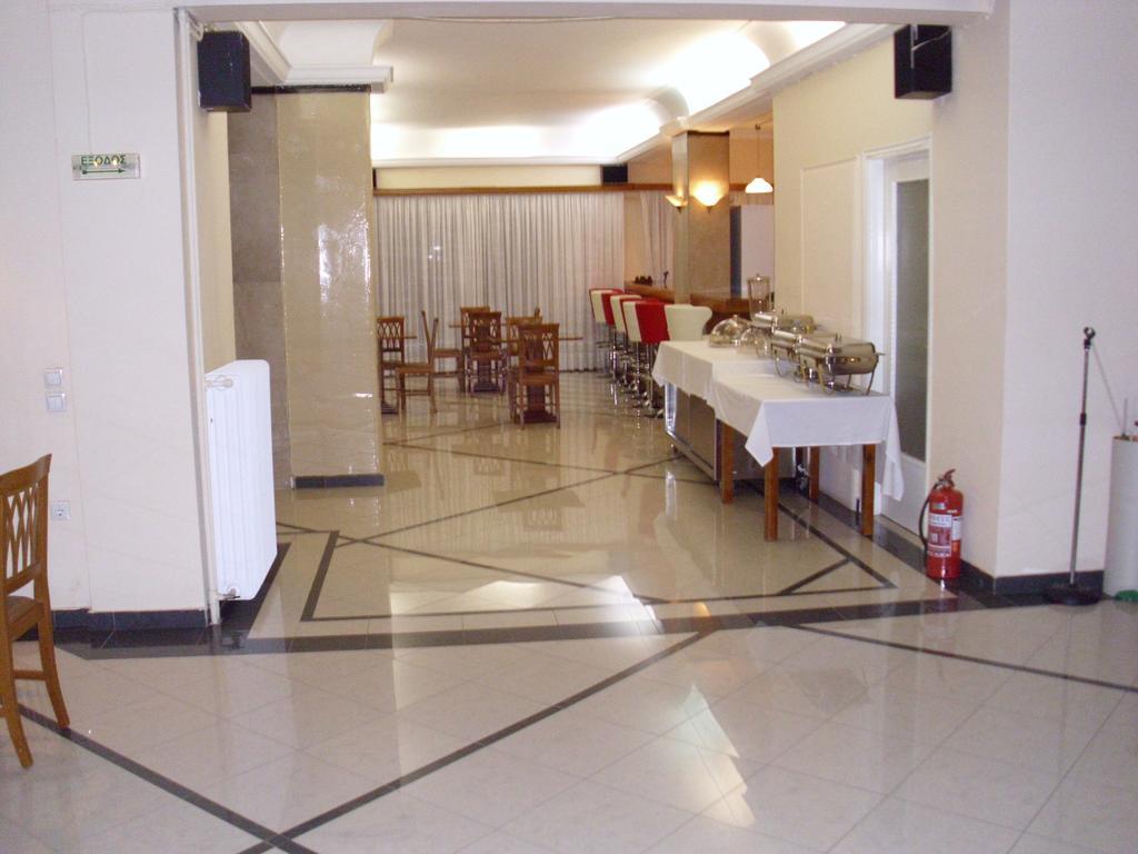 Hotel Cybele Pefki เอเธนส์ ภายนอก รูปภาพ