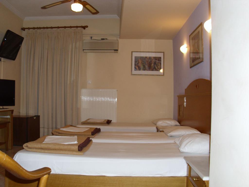 Hotel Cybele Pefki เอเธนส์ ภายนอก รูปภาพ