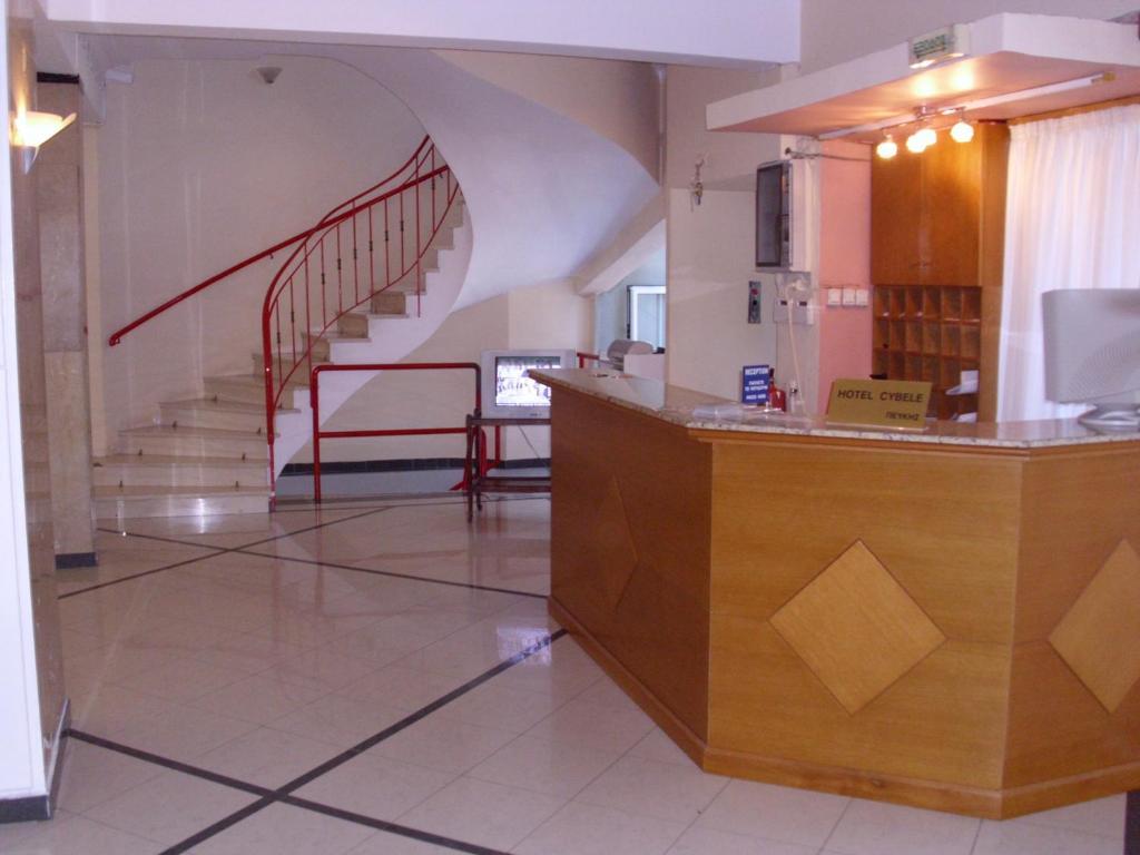 Hotel Cybele Pefki เอเธนส์ ภายนอก รูปภาพ